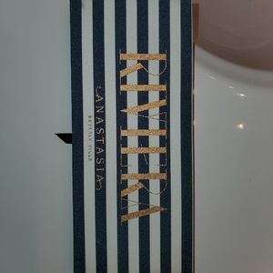Anastasia Beverly Hills Riviera Palette